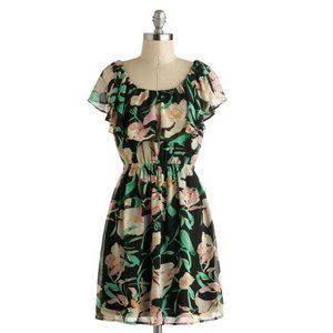 Delray Mi Black & Green Floral Dress Size S